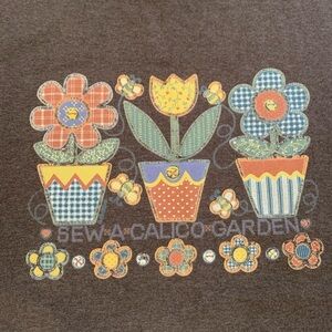 VINTAGE GRAY SHIRT FLOWER GARDEN MOM COTTAGE CORE FALL